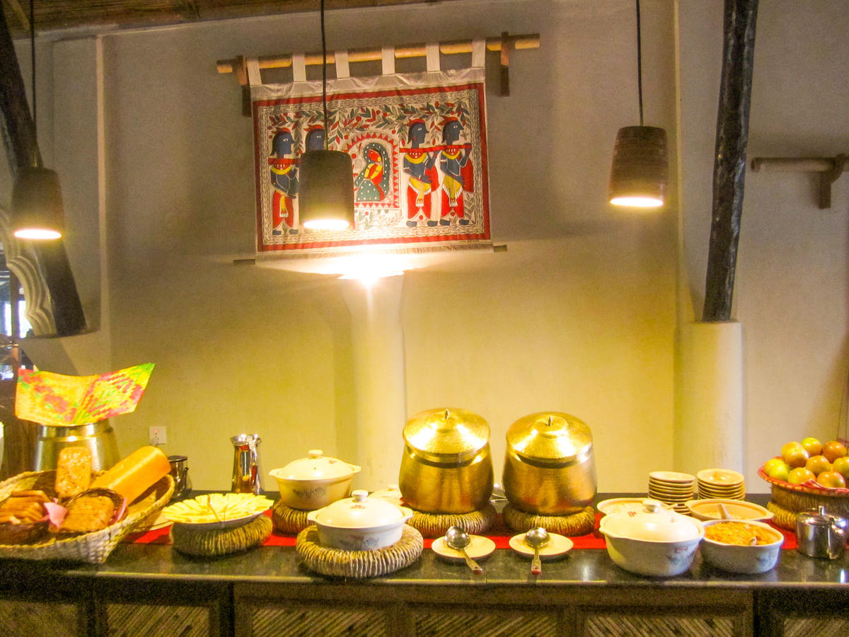 Machan Country Villa Kumarwarti Exterior photo