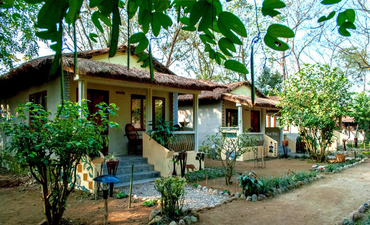 Machan Country Villa Kumarwarti Exterior photo